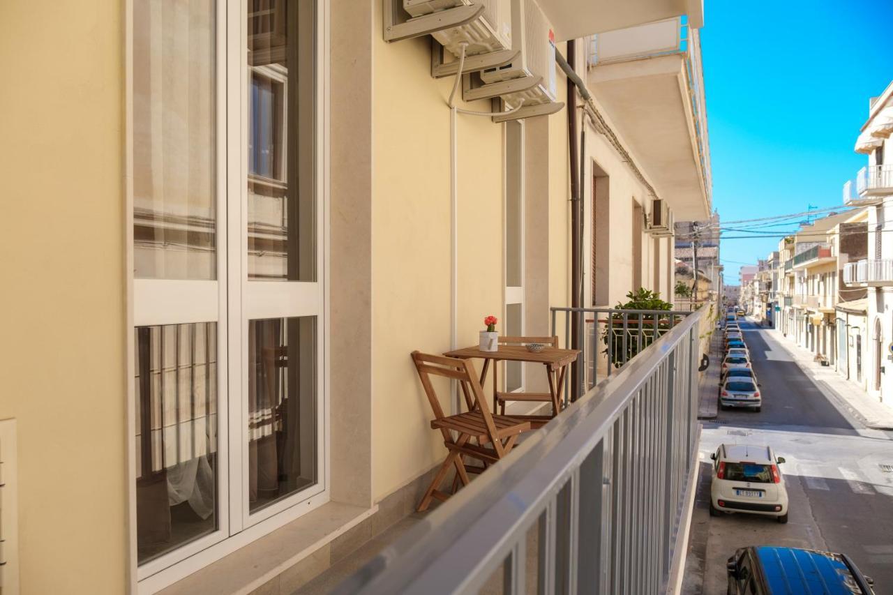 La Petite Erika Apartman Avola Kültér fotó